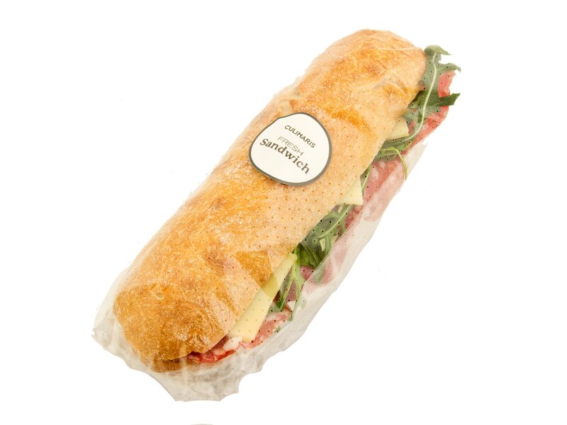 Szalámi-paradicsom-pesto-emmentali szendvics